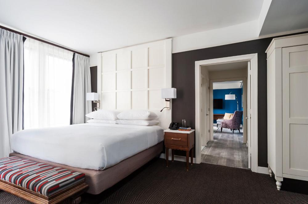 Homey King Suite interior